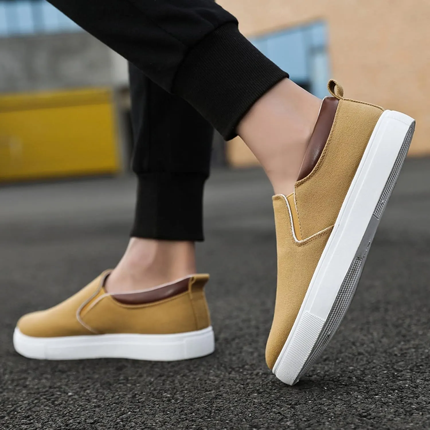 Foot Comfortable Men's Flat-Bottomed Fashionable Shoes Running Men's Sneaker Crease Shoes