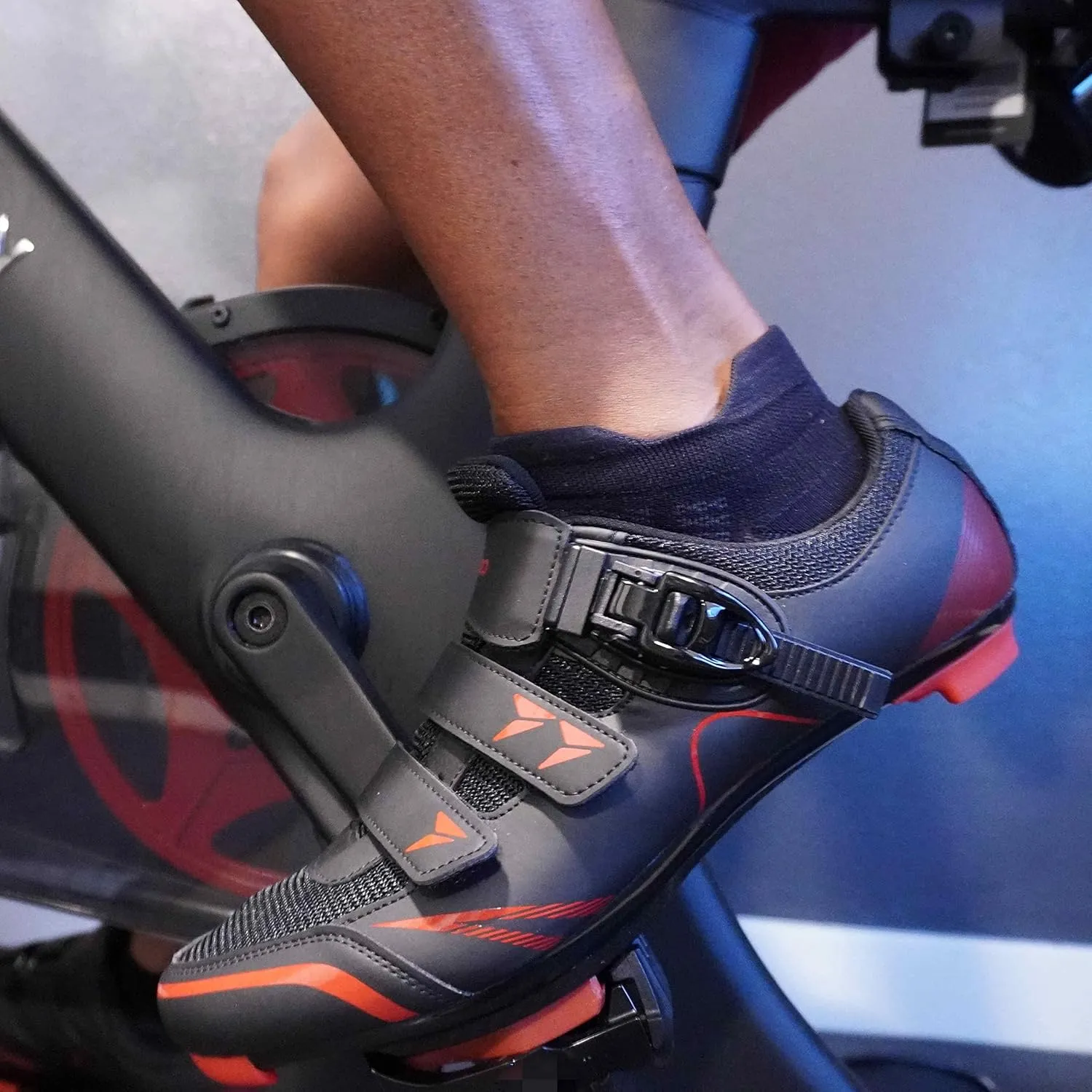 KESCOO Mens Womens Cycling Shoes Compatible with Peloton Bike Shoes and Delta Cleats Pre-Installed, Clip in Road Bike Riding Racing Biking Shoes Perfect for Indoor Outdoor