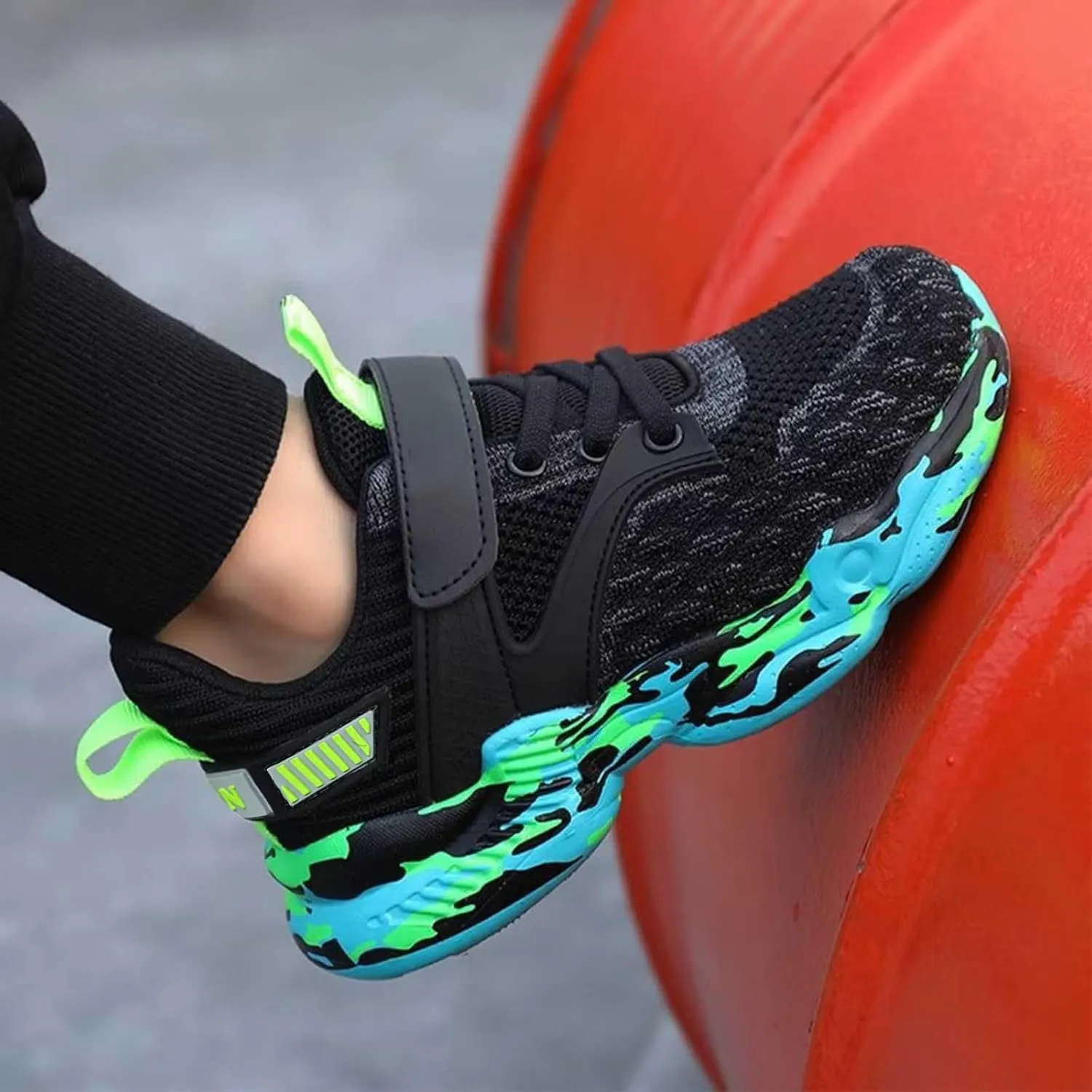 Kids Basketball Shoes Lightweight Girls Athletic Running Shoes Breathable School Sports Shoes Sneakers for Boys