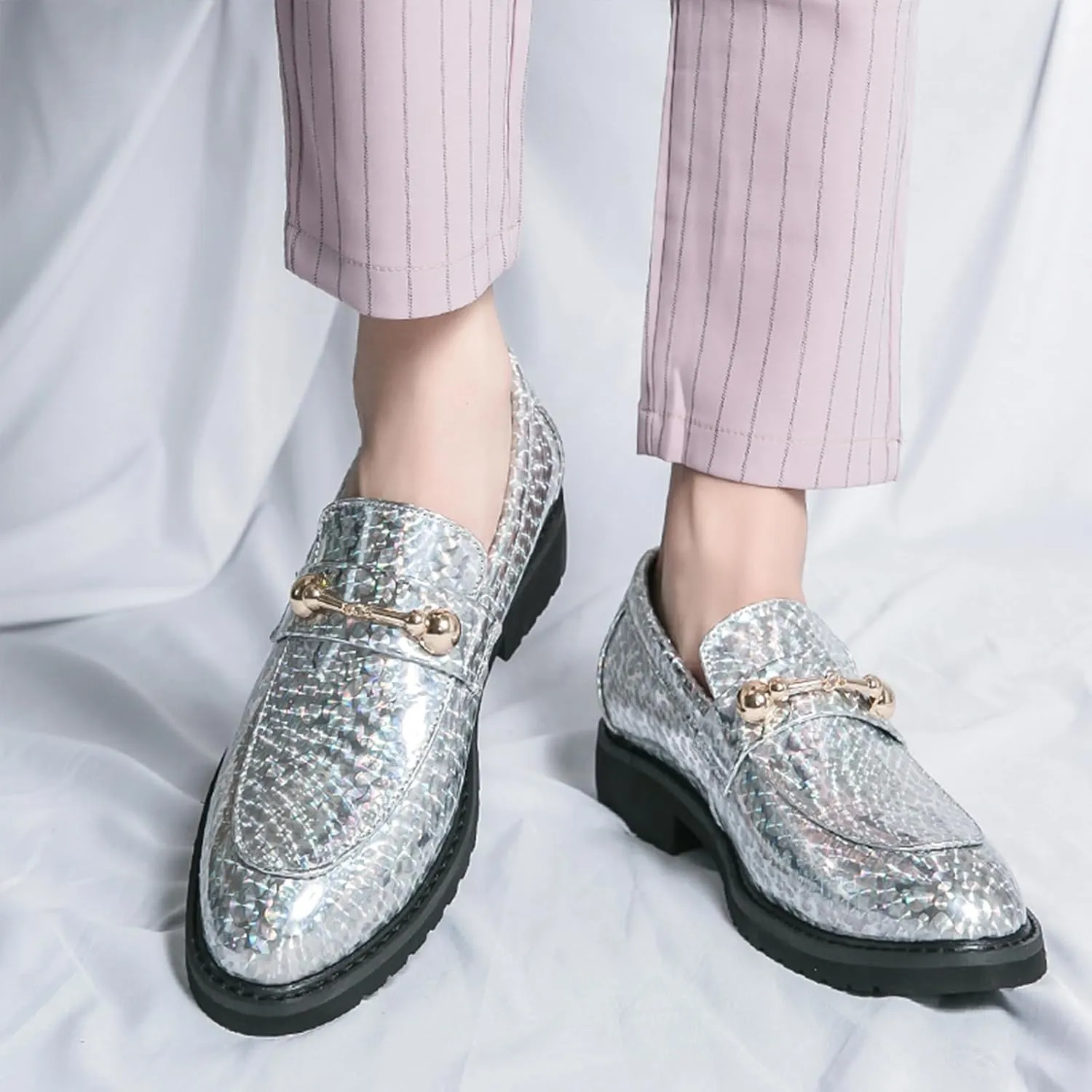 Men's Patent Leather Slip On Dress Loafers Fashion Pointed Toe Causal Business Formal Oxfords Sparkle Wedding Party Prom Shoes