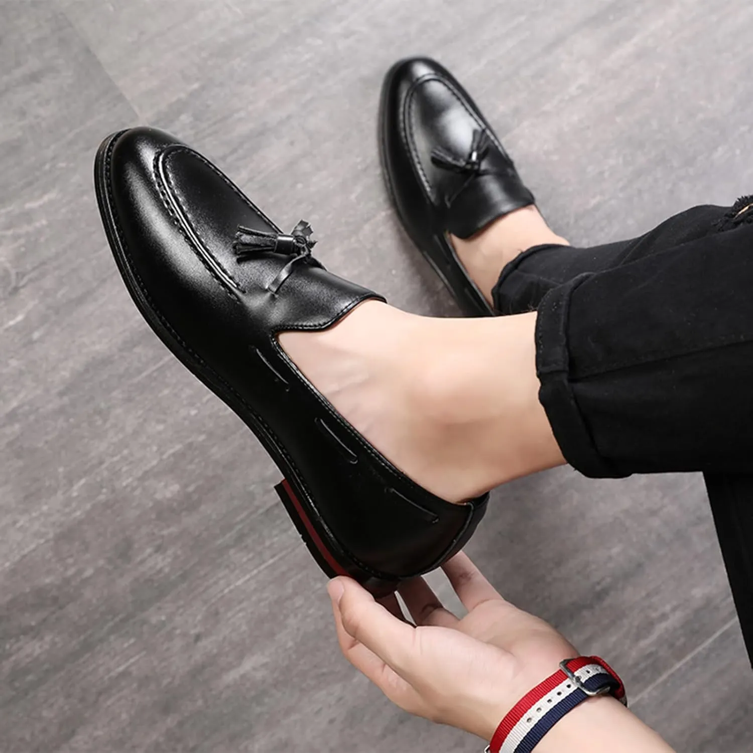Men's PU Leather Slip-On Dress Shoes Tassel Penny Loafers Moccasins Wedding Party Fashion Wingtip Shoes