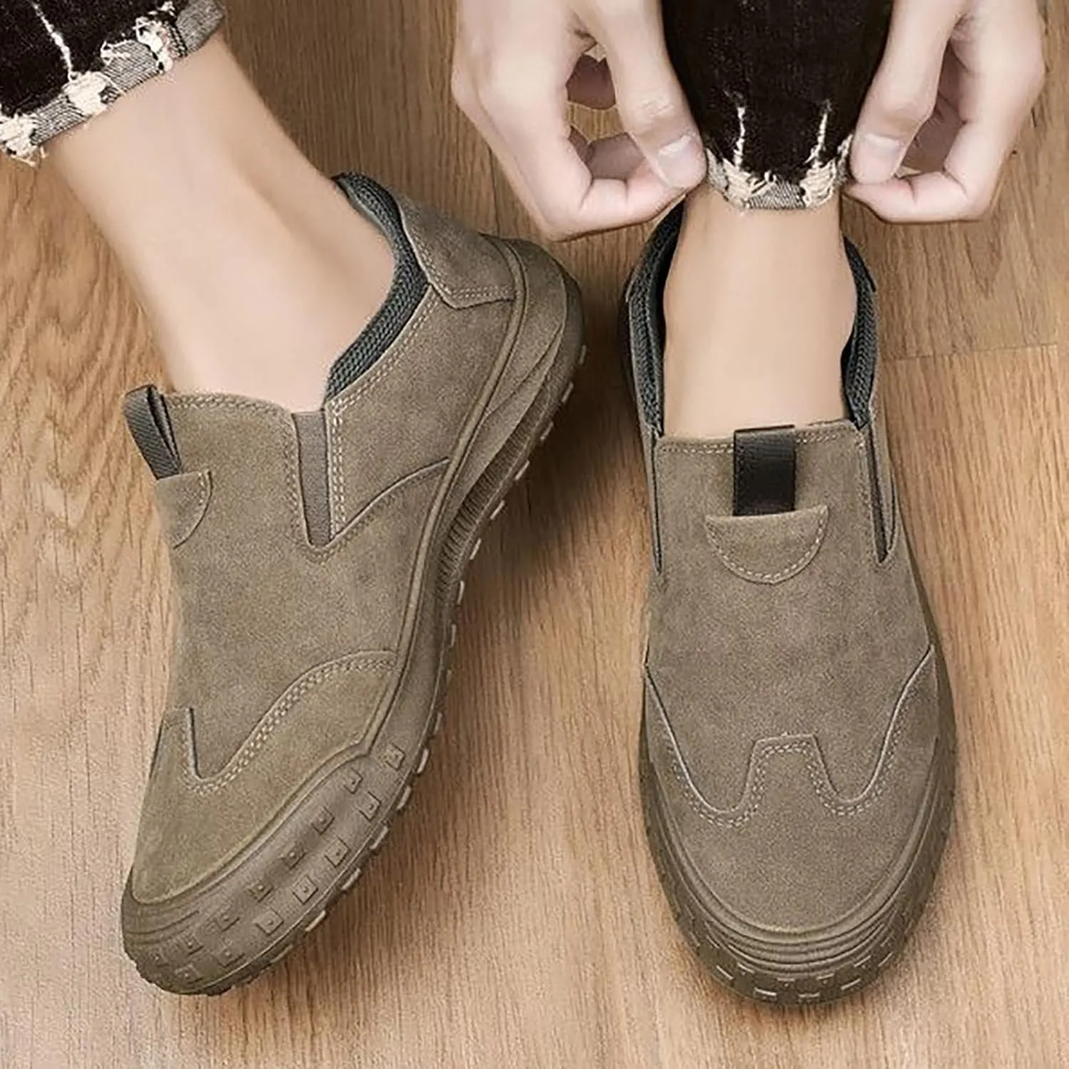 Men's Shoes and Winter New Outdoor Versatile Sports Breathable Men Shoes Smart Casual Sneaker