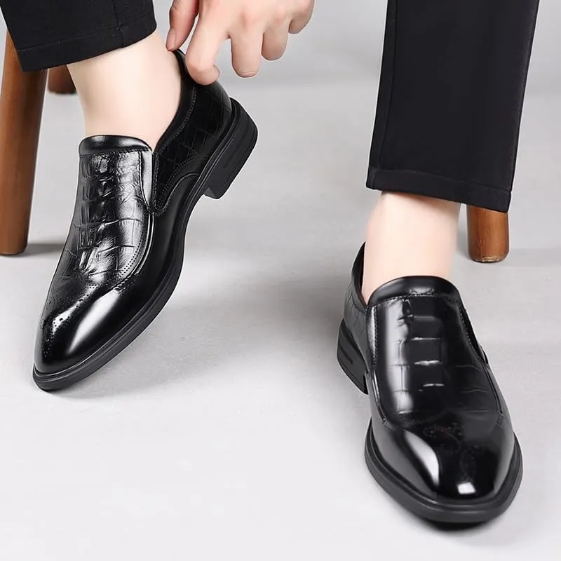 Men's Slip On Tuxedo Shoes Pointed Toe Classic Formal Business Oxfords Shoes Casual Wedding Faux Patent Derby Shoe for Men