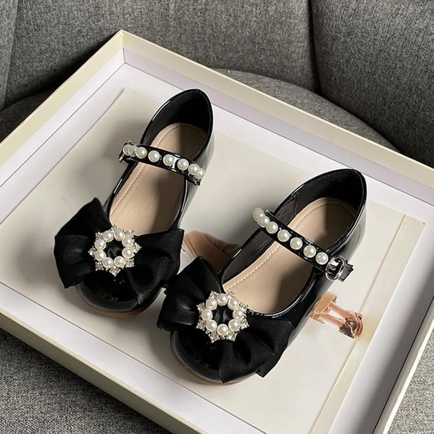 Toddler Girls Dress Ballet Shoes with Pearls Bow Strap Mary Jane Flats Flower Girl Shoes for Wedding Party Dance