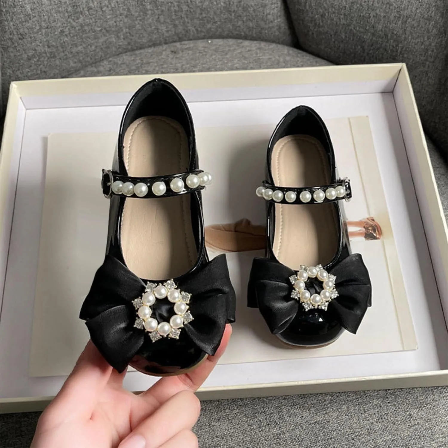 Toddler Girls Dress Ballet Shoes with Pearls Bow Strap Mary Jane Flats Flower Girl Shoes for Wedding Party Dance