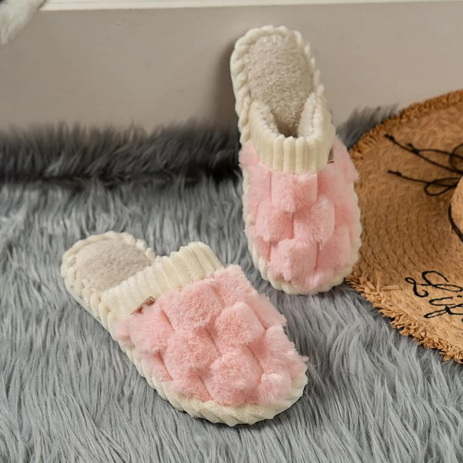 Winter Slippers Woman Memory Foam Fluffy Soft Warm Slip on Slippers Anti-Skid Cozy Plush Slippers for Indoor Outdoor