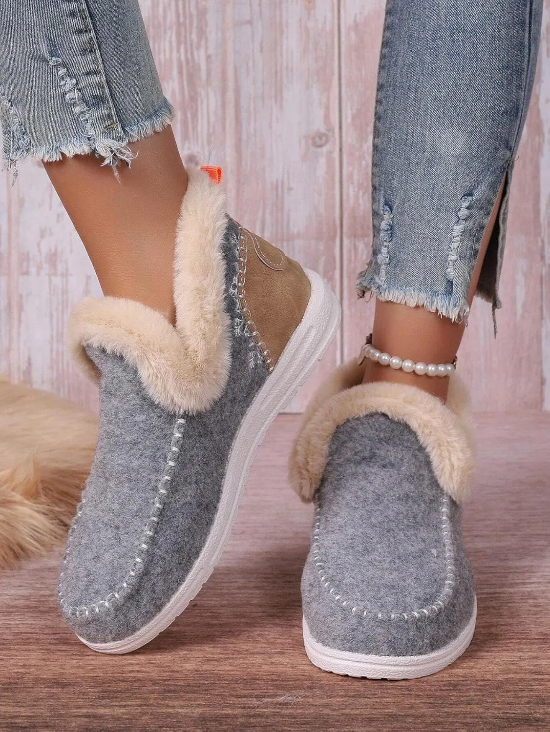 Women Memory Foam Bootie Slippers, Warm Cozy Micro Suede Slipper Boots with Fuzzy Plush Lining Collar for Indoor and Outdoor