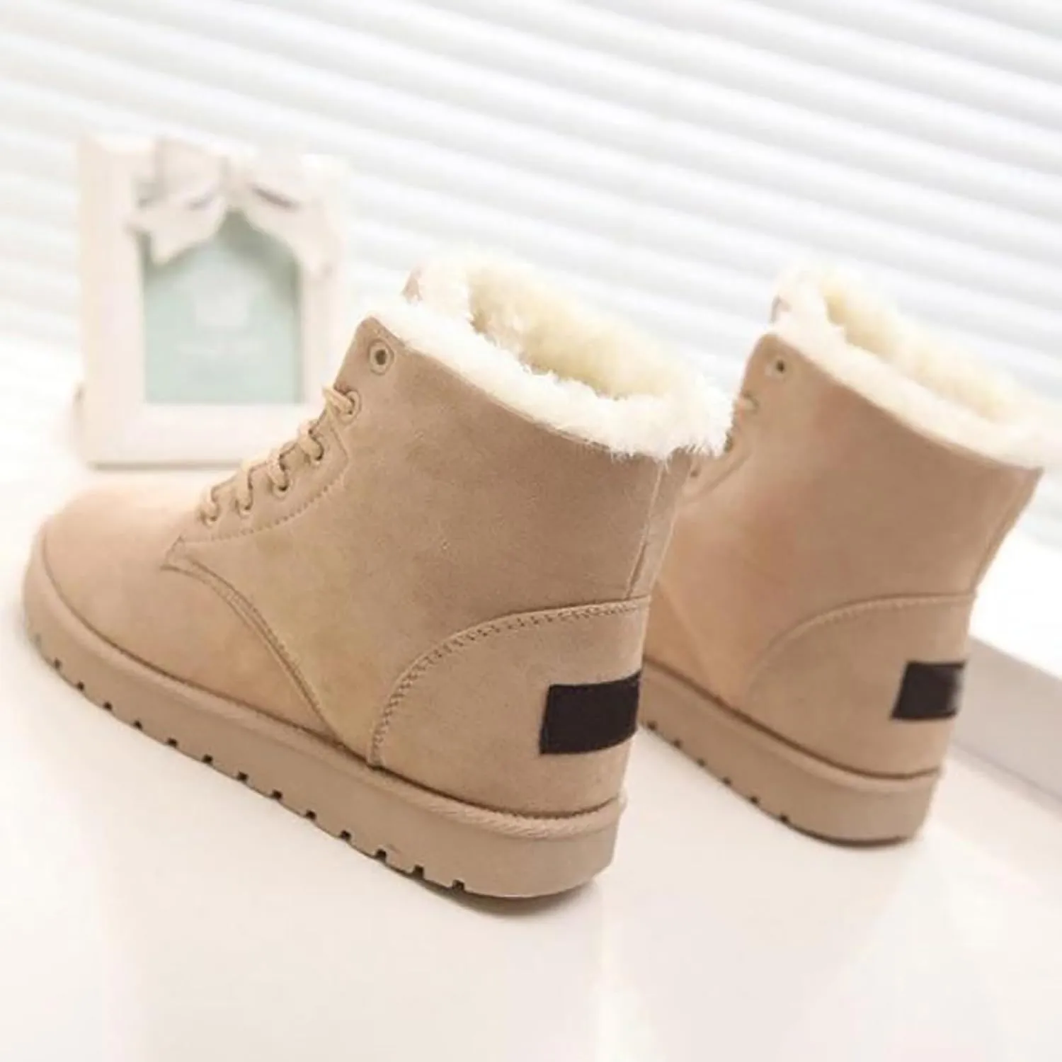 Women's Ankle Leather Boots Fleece Lined Warm Snow Boots Lace Up Flat Soled Boots Insulated Snow Boots