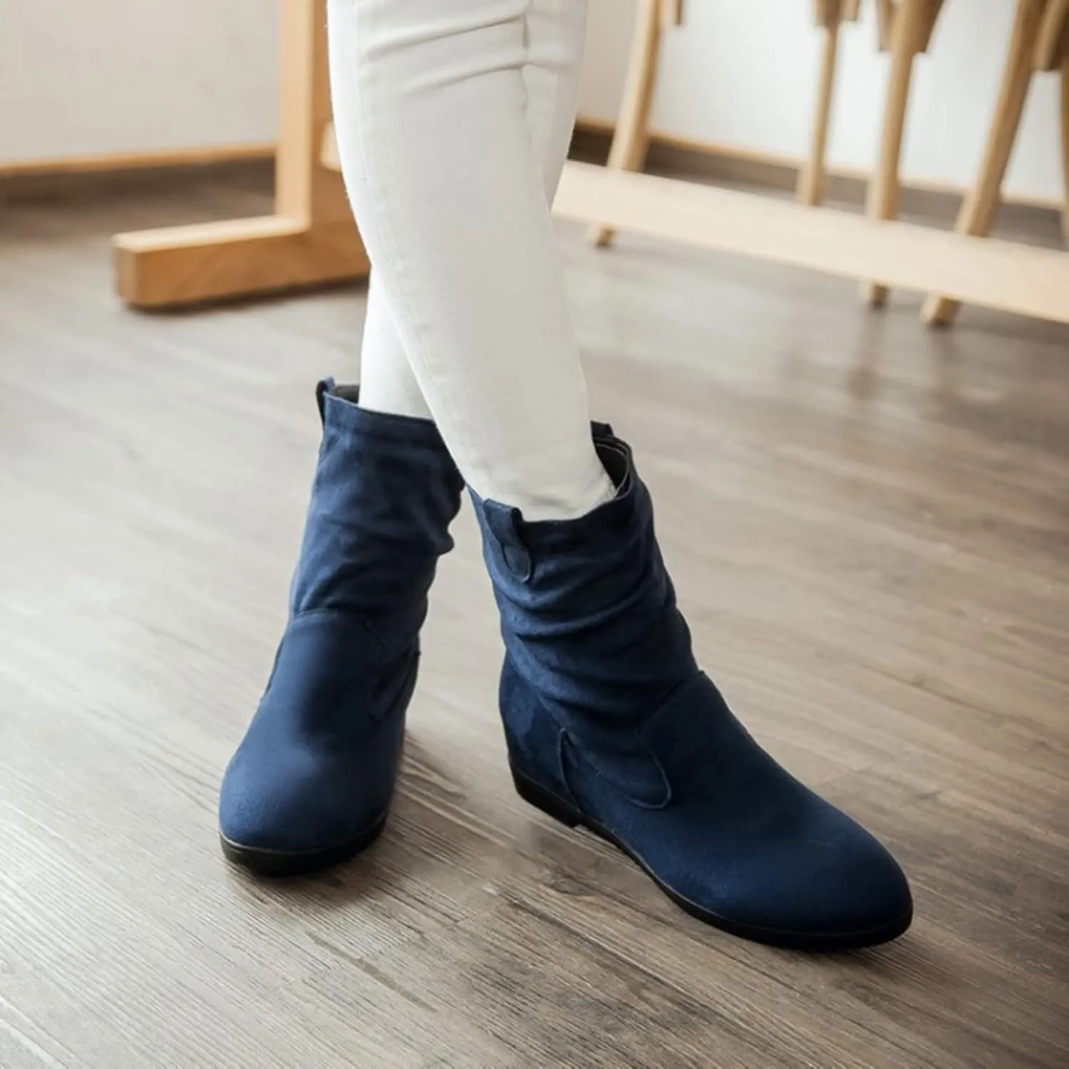 Women's Suede Mid Calf Boots Round Toe Wedge Heel Winter Snow Boots Outdoor Warm Ankle Booties